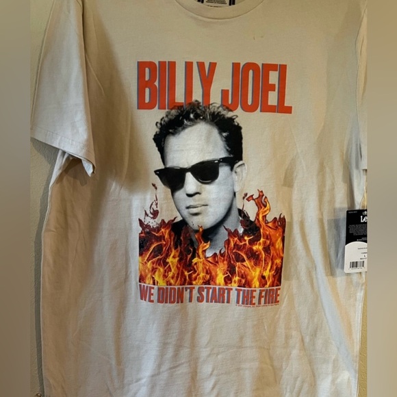Lee Other - MEN'S BILLY JOEL GRAPHIC TEE